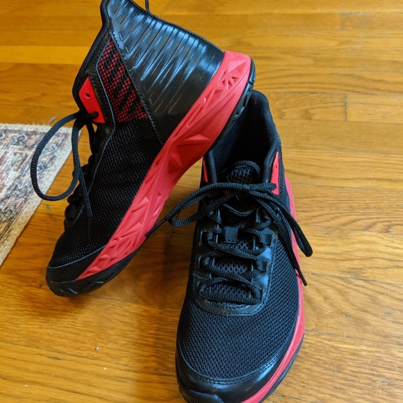 Under Armour Other - Boys UA hightop sneakers NWOT